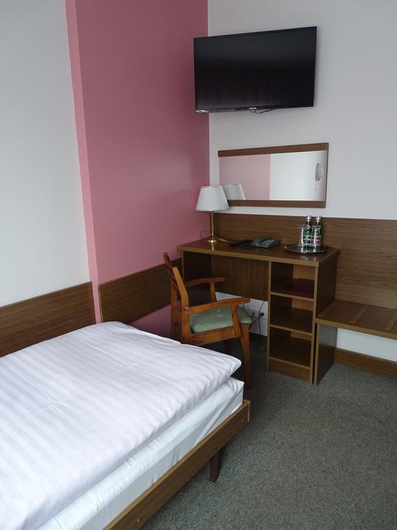 Motel 2000 Stęszew Kültér fotó